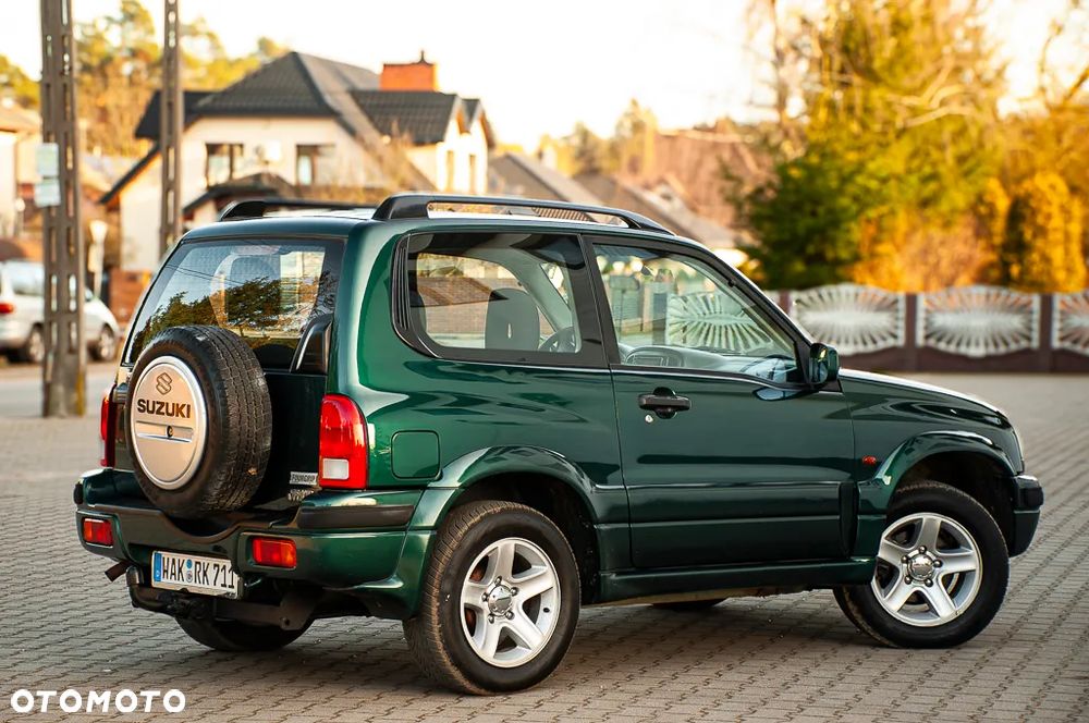 Suzuki Grand Vitara 1.6 Comfort - 25
