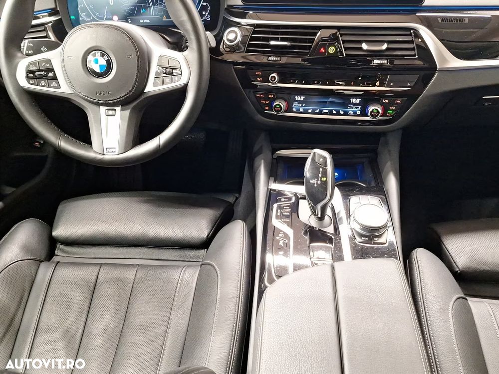 BMW Seria 5 530e xDrive AT PHEV - 12