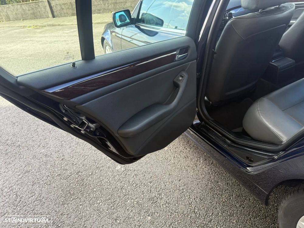 BMW 320 d Edition Exclusive - 12