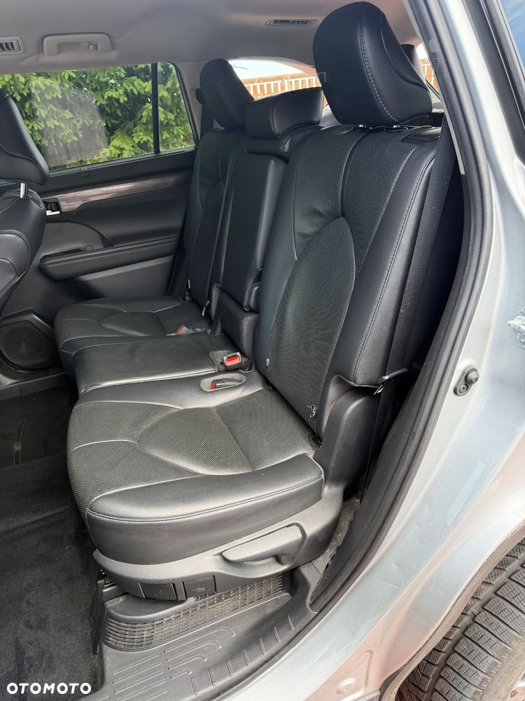 Toyota Highlander 2.5 Hybrid Executive - 19