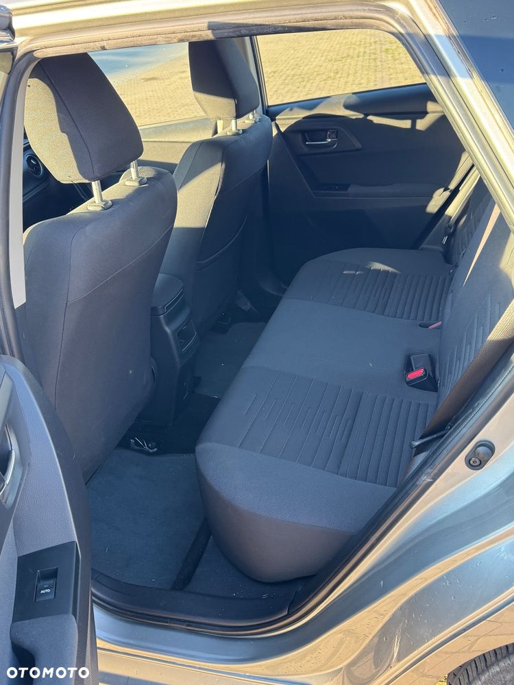 Toyota Auris 1.6 Premium - 8