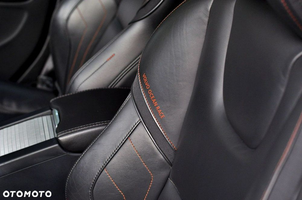 Volvo V60 DRIVe Ocean Race - 23