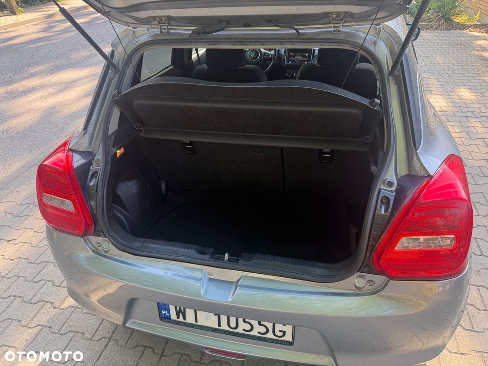 Suzuki Swift 1.0 T Premium Plus - 8