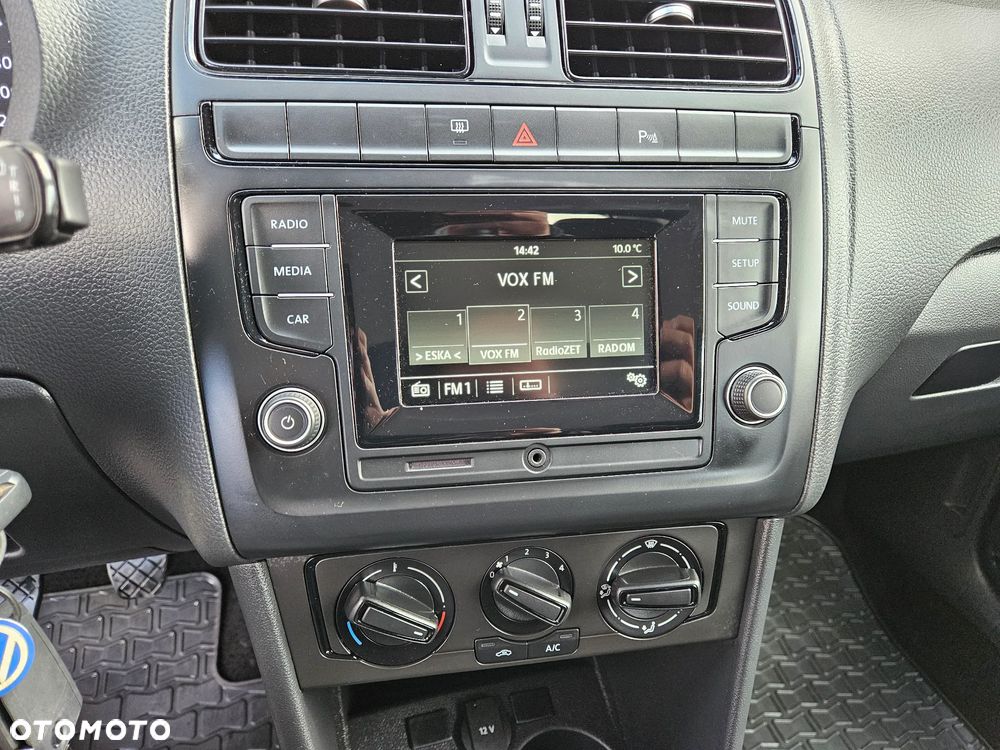 Volkswagen Polo 1.0 Trendline - 24