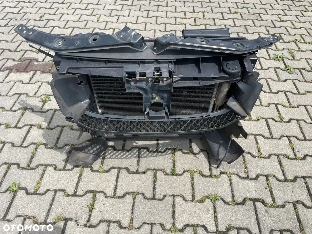 VW Sharan 7N pas przedni wzmocnienie czołowe chłodnice - 1