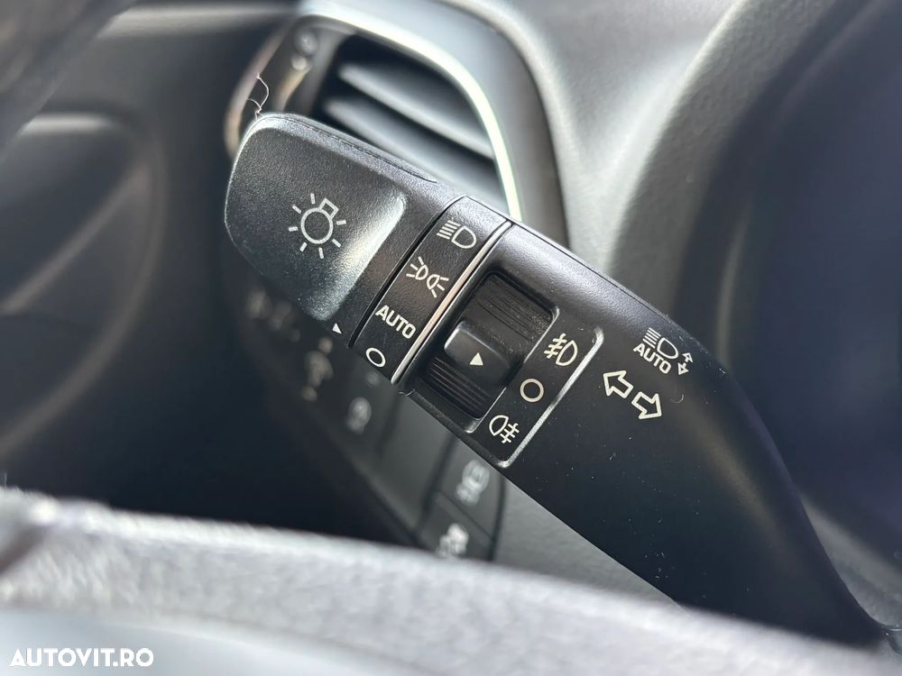 Hyundai i30 1.5 110CP M/T Comfort - 13