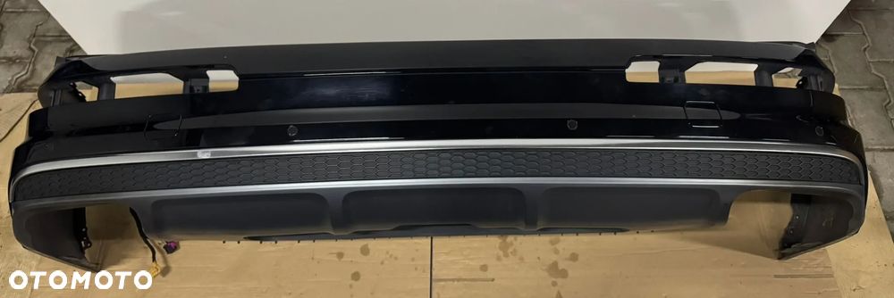 Audi Q7 SQ7 4M zderzak tył tylny zwykły L041 - 1