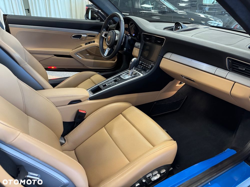 Porsche 911 - 16