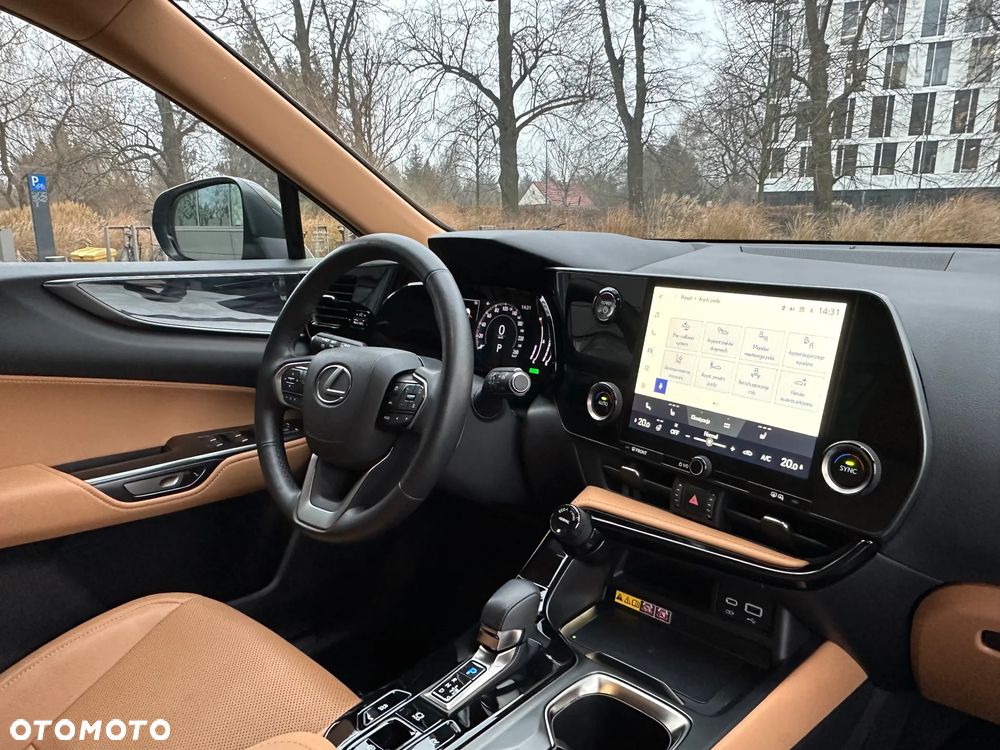 Lexus NX 350h Prestige 2WD - 14