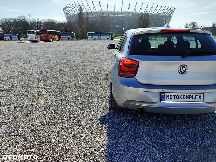 BMW Seria 1 116d DPF - 9