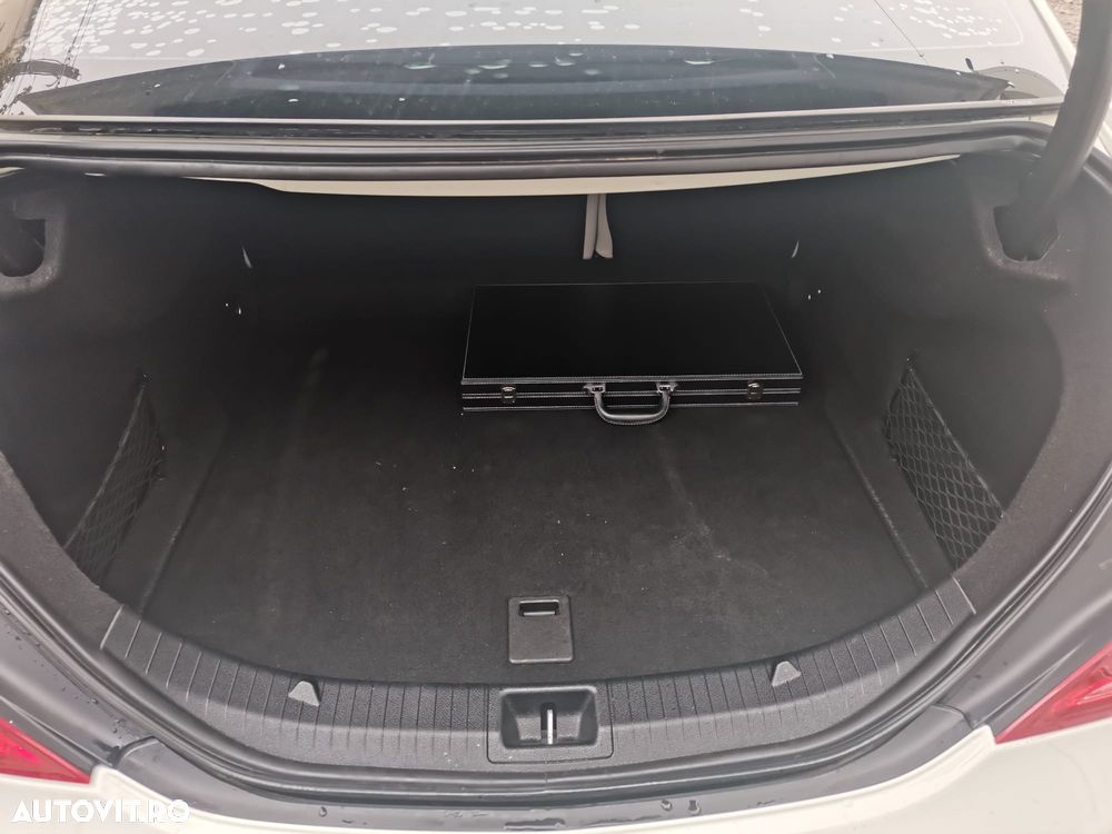 Mercedes-Benz CLA 180 - 17