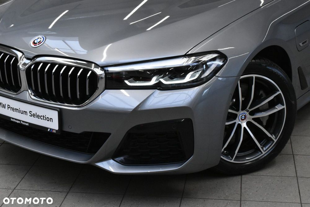 BMW Seria 5 530e xDrive M Sport sport - 25
