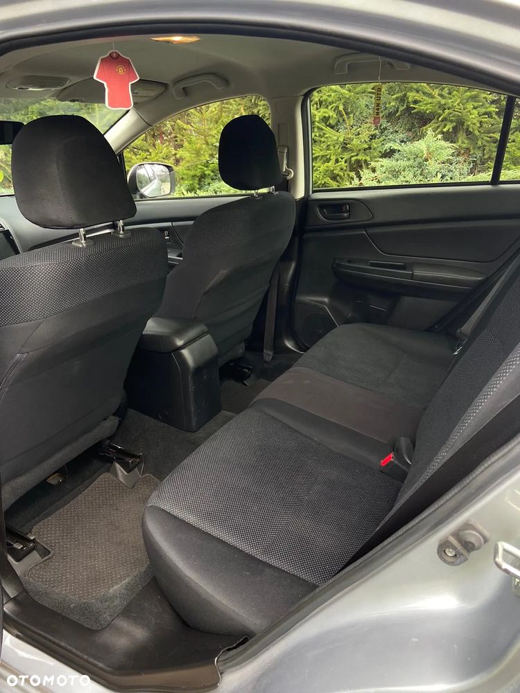 Subaru Impreza 2.0i Lineartronic Comfort - 12