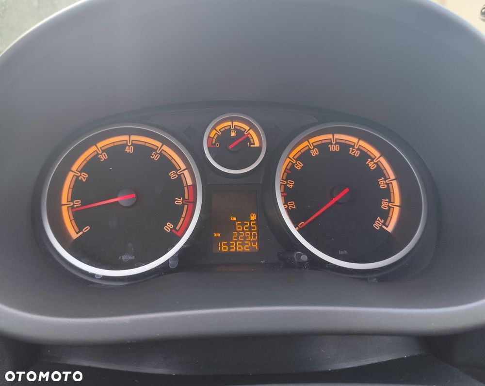 Opel Corsa - 3