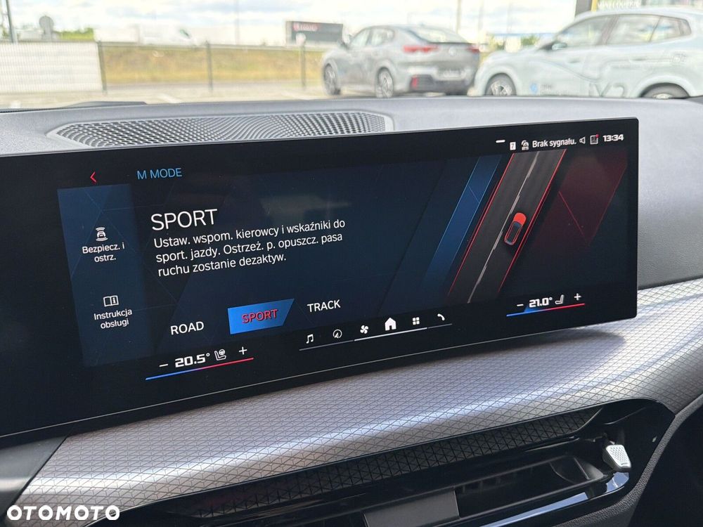 BMW M3 Competition xDrive sport - 31