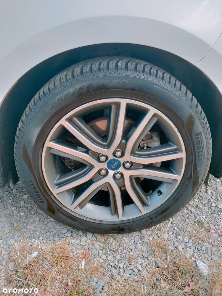 Ford Edge - 11
