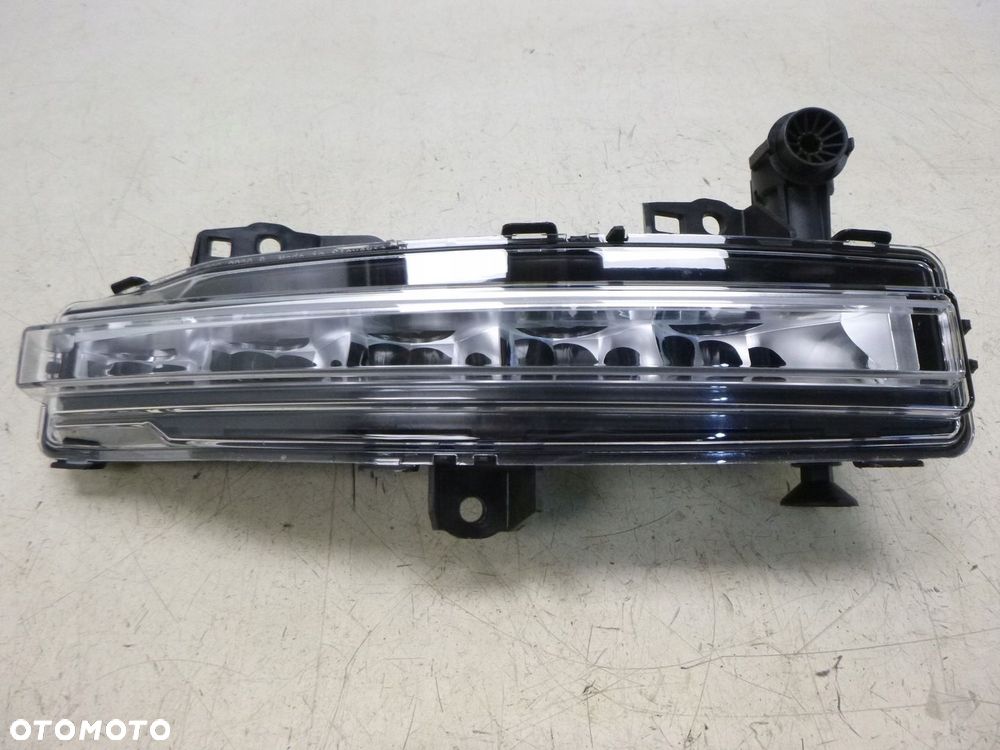 RANGE ROVER VELAR L460 HALOGEN PRAWY LEWY PRZÓD LED PRZECIWMGIELNA - 4
