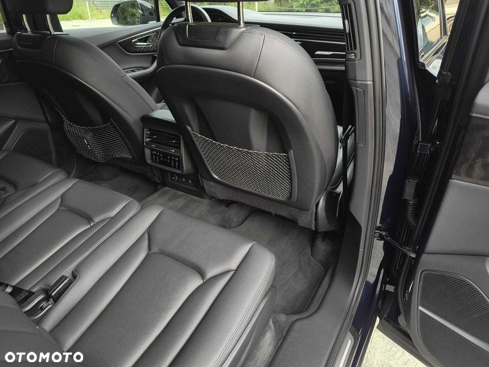 Audi Q7 - 34