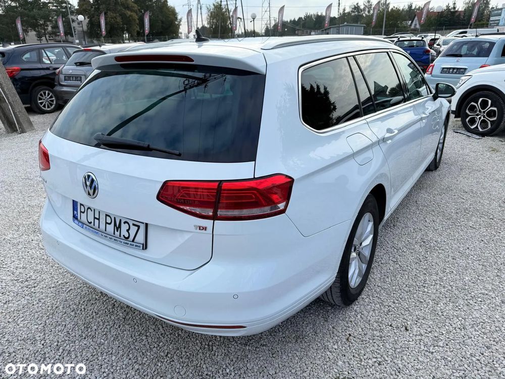Volkswagen Passat Variant 1.6 TDI SCR DSG - 6