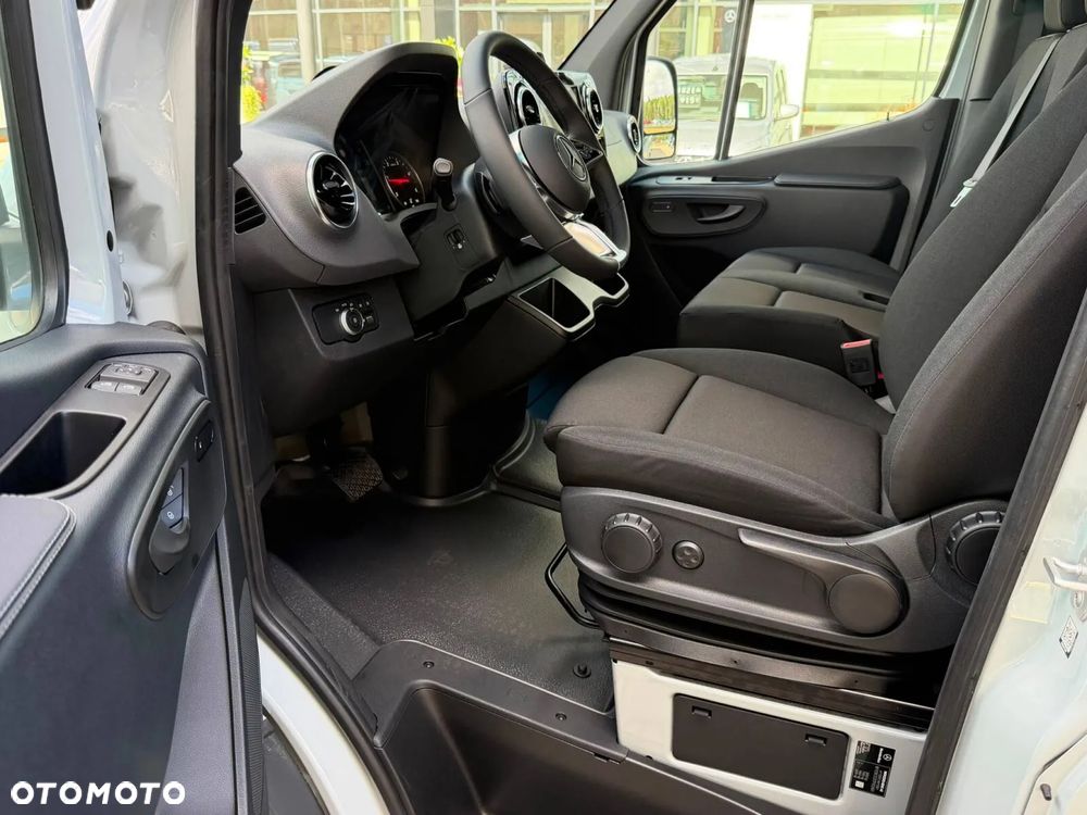 Mercedes-Benz 317 CDI PRO Długi - 11