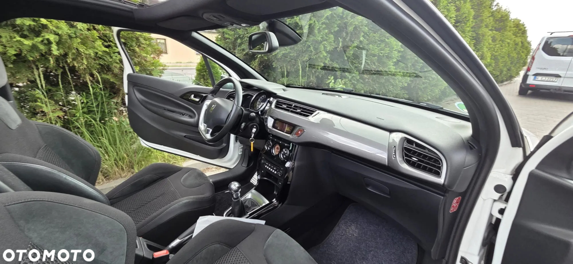 DS Automobiles DS 3 - 40