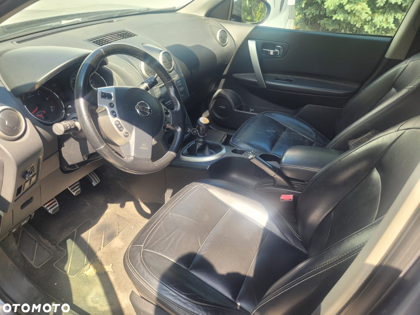 Nissan Qashqai 1.6 dCi ACENTA - 6