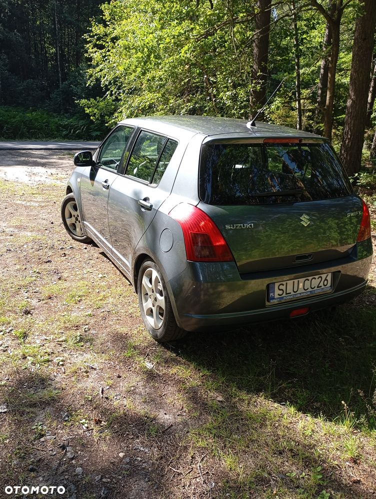 Suzuki Swift - 3