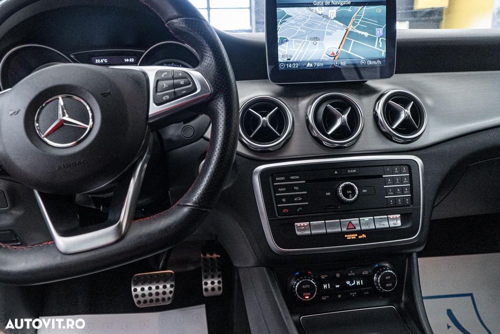 Mercedes-Benz GLA 180 7G-DCT AMG Line - 37