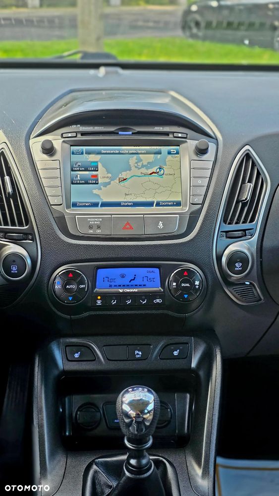 Hyundai ix35 1.7 CRDi 2WD Fifa World Cup Edition - 12