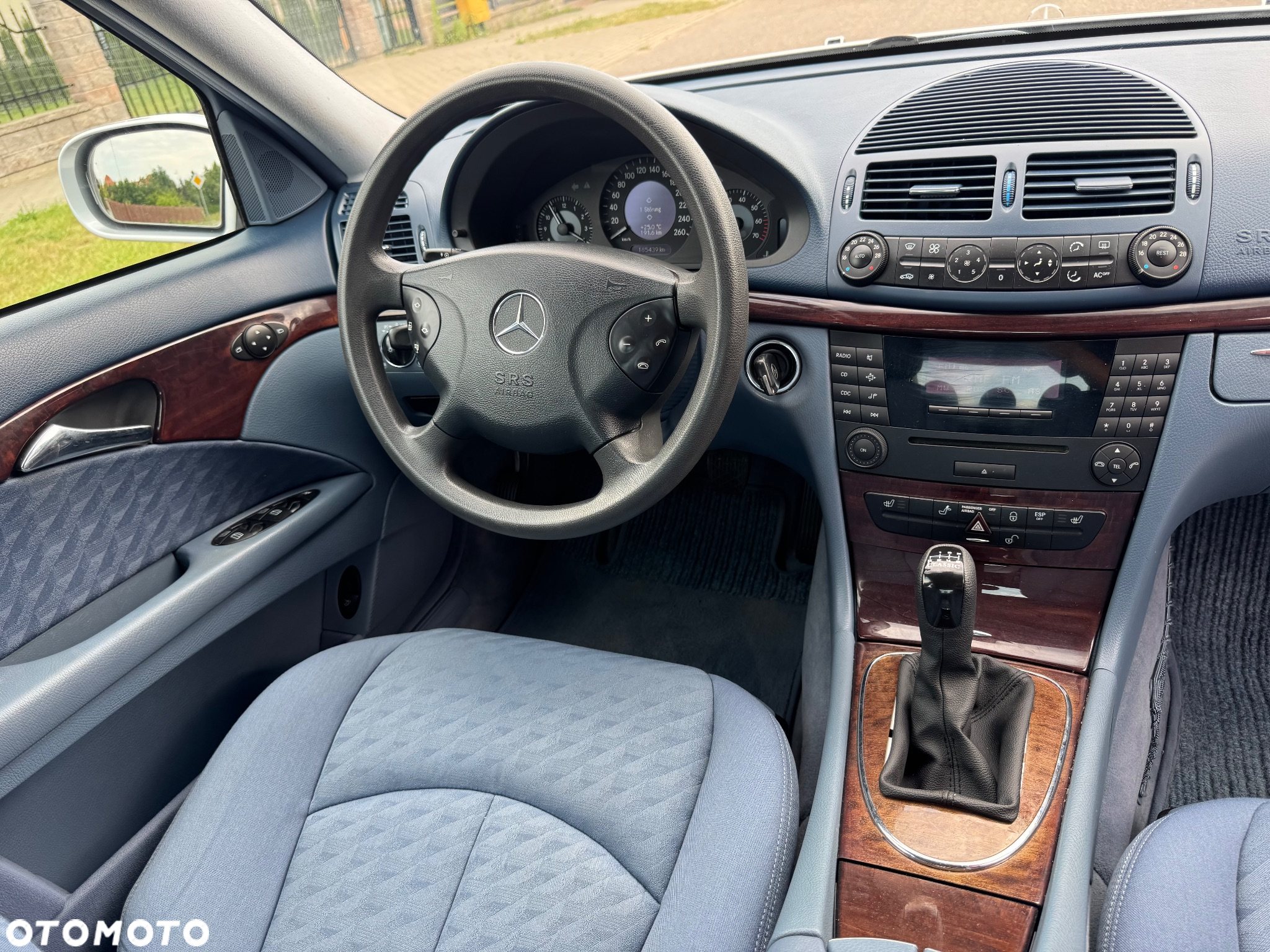 Mercedes-Benz Klasa E 200 Kompressor Classic - 8