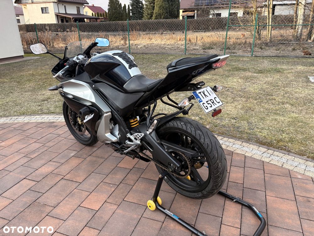 Yamaha YZF - 5