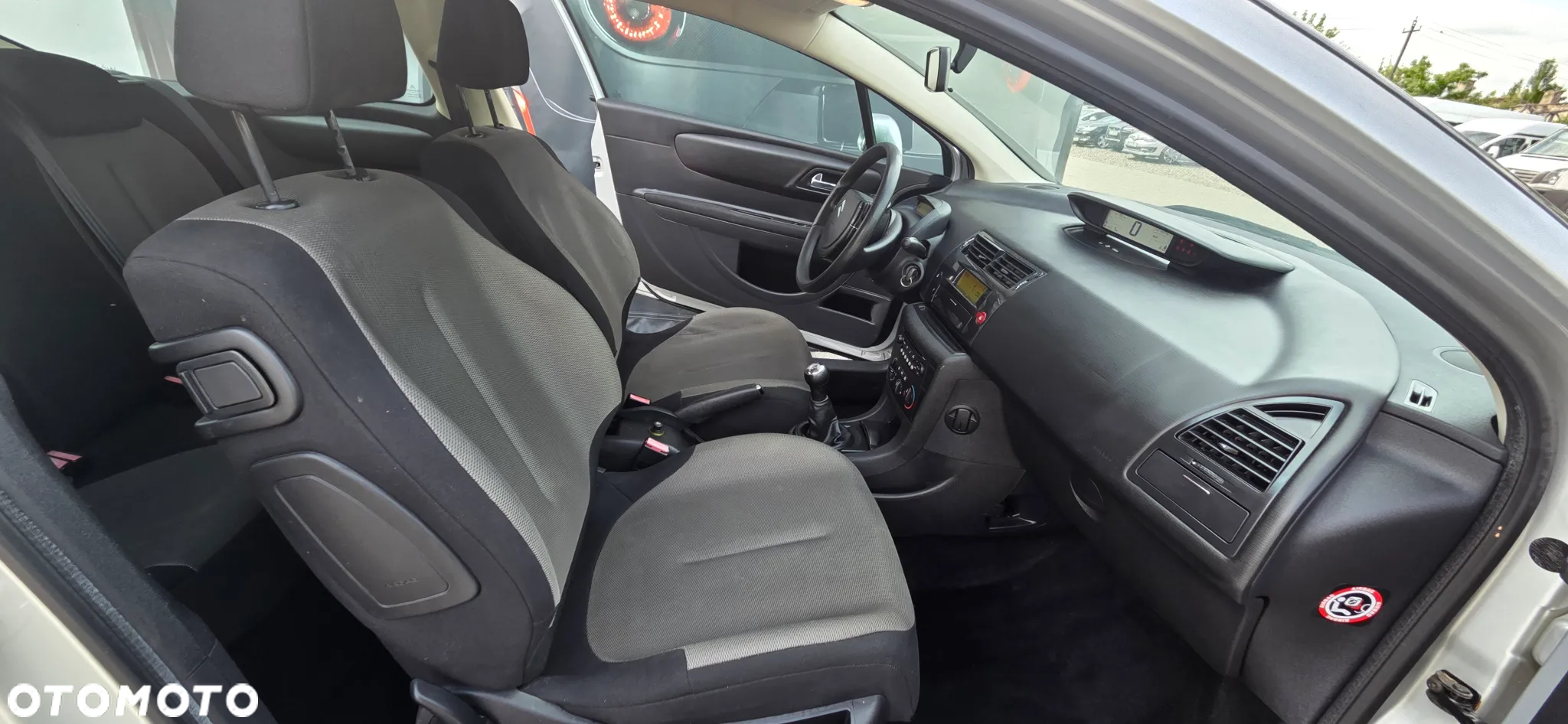 Citroën C4 Coupe 1.6 16V By Loeb - 37
