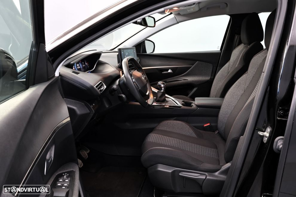 Peugeot 3008 1.5 BlueHDi Active Pack - 24