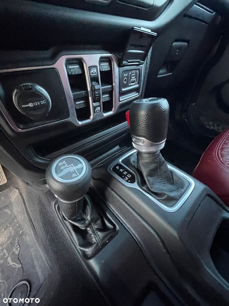Jeep Wrangler - 28