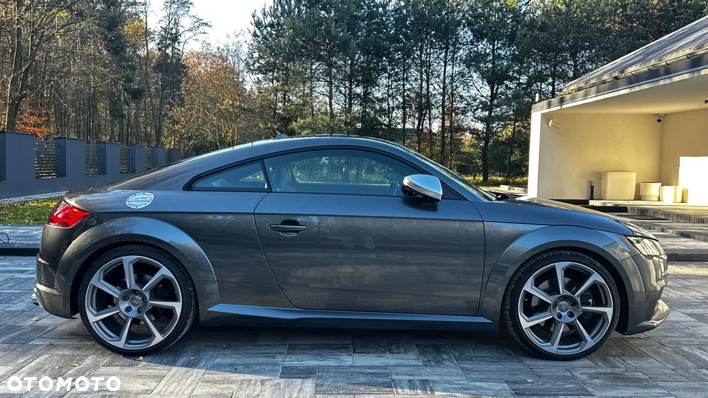 Audi TT S Coupé - 5