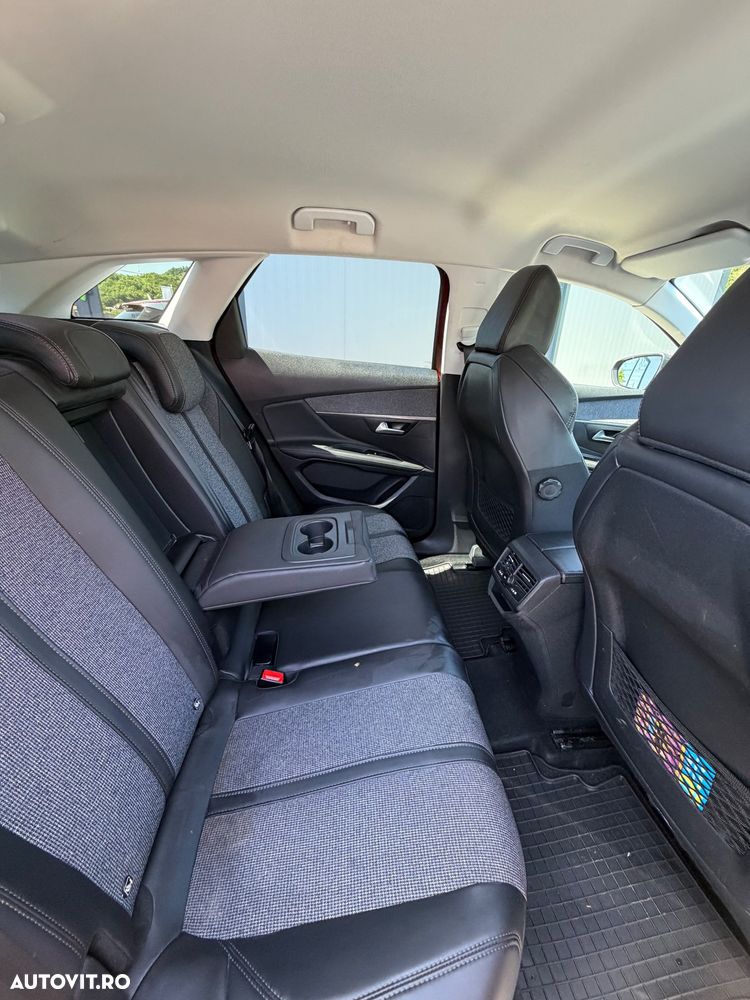 Peugeot 3008 1.2 PureTech Turbo S&S EAT6 GT-Line - 12