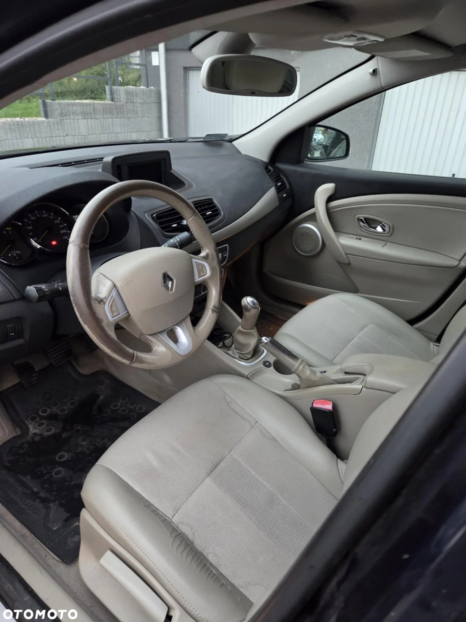 Renault Fluence 1.6 16V Privilege Euro5 - 7