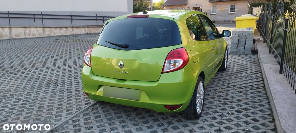 Renault Clio 1.2 TCE Expression - 11