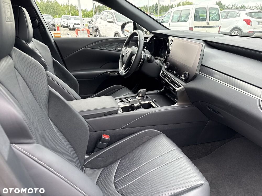 Lexus RX - 18