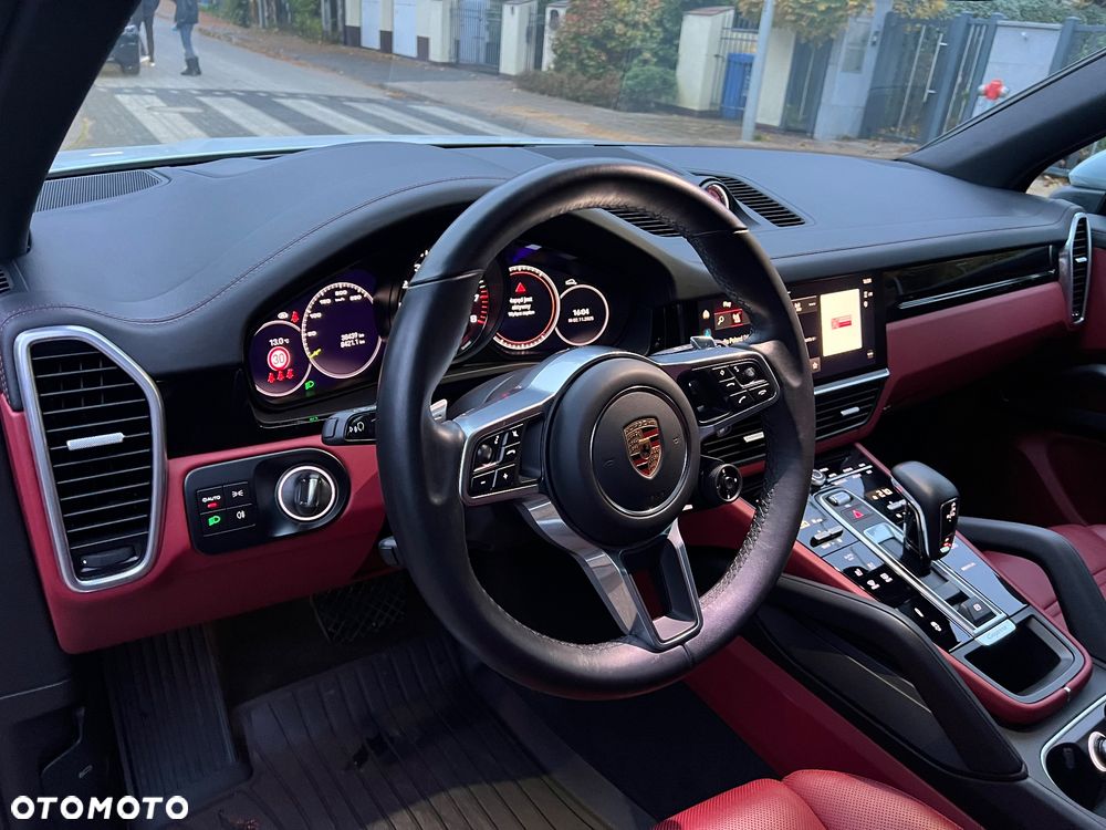 Porsche Cayenne Platinum Edition - 25