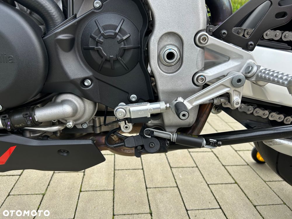 Aprilia Tuono - 5