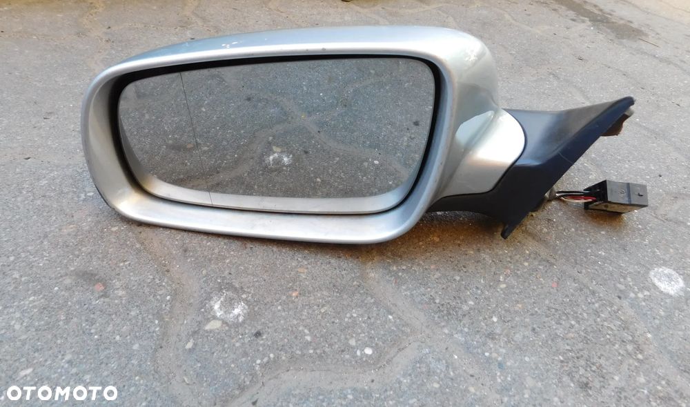 lusterko lewe AUDI A4 B5 95-98 LY7M Europa - 1