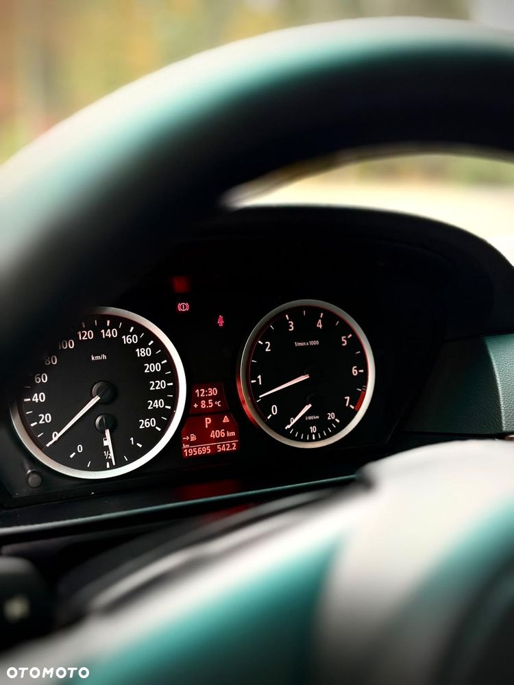 BMW Seria 5 - 34