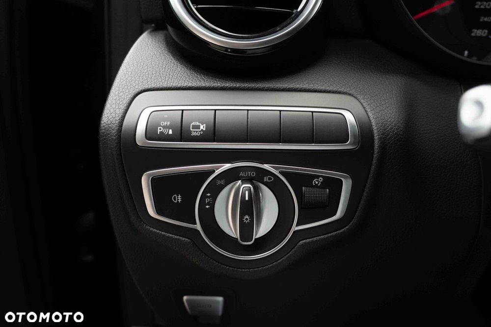 Mercedes-Benz GLC - 24