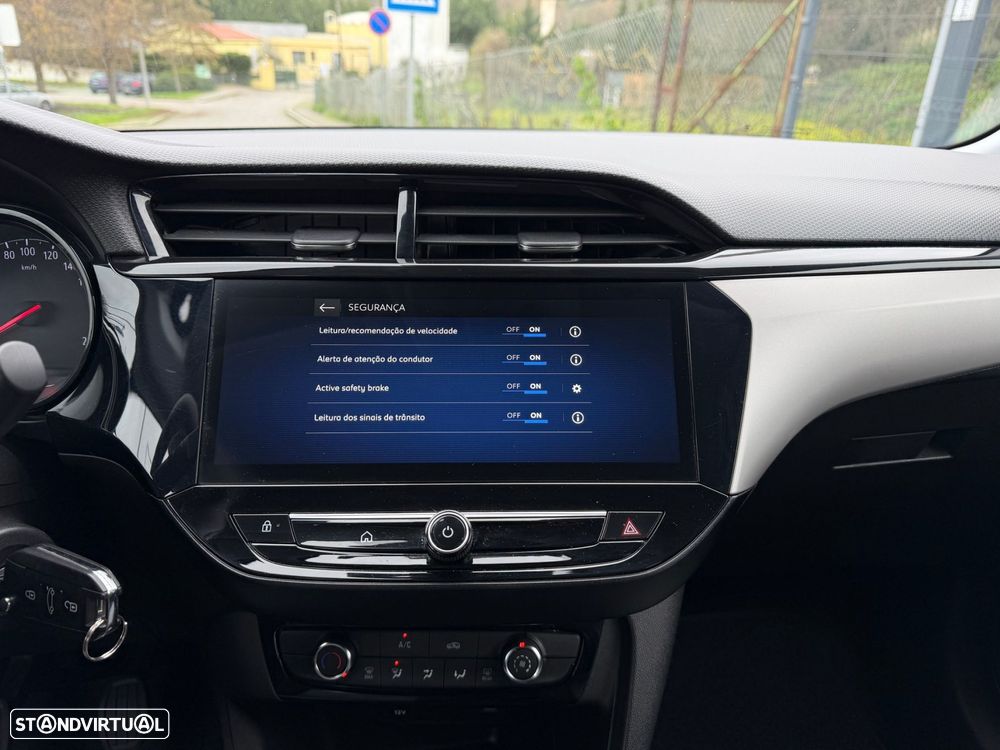 Opel Corsa 1.2 T Edition - 26