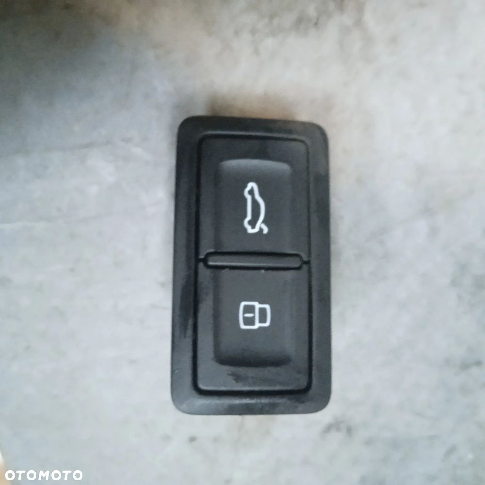 Przycisk otwierana klapy A4 B9 4G0959831D - 1