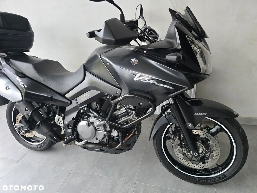 Suzuki V-STROM - 26