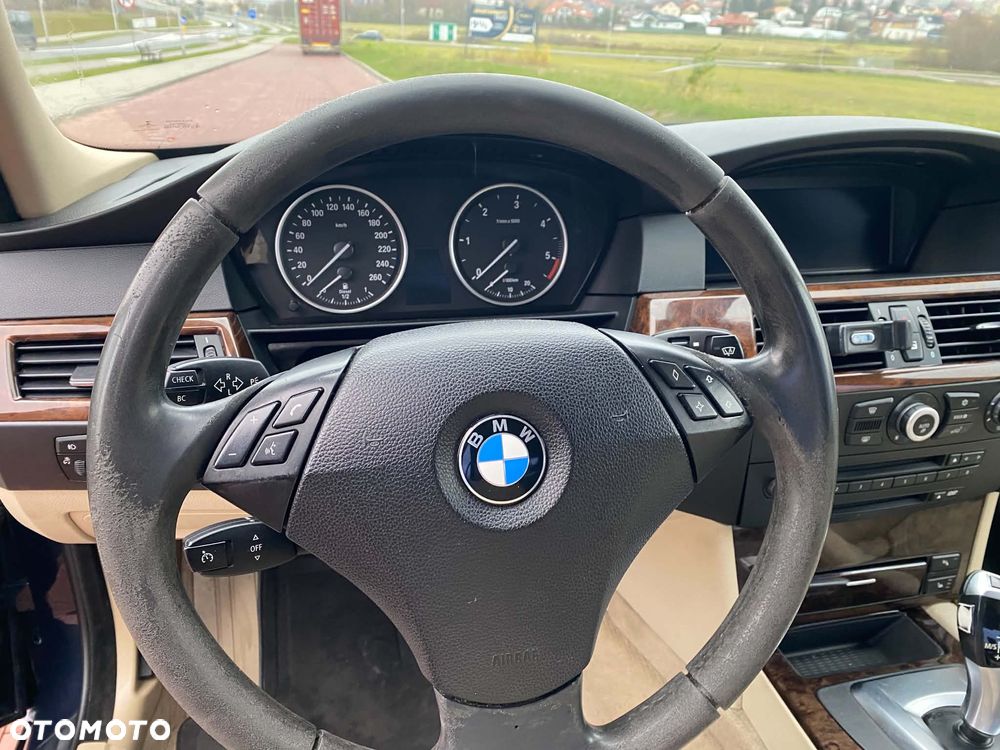 BMW Seria 5 - 8