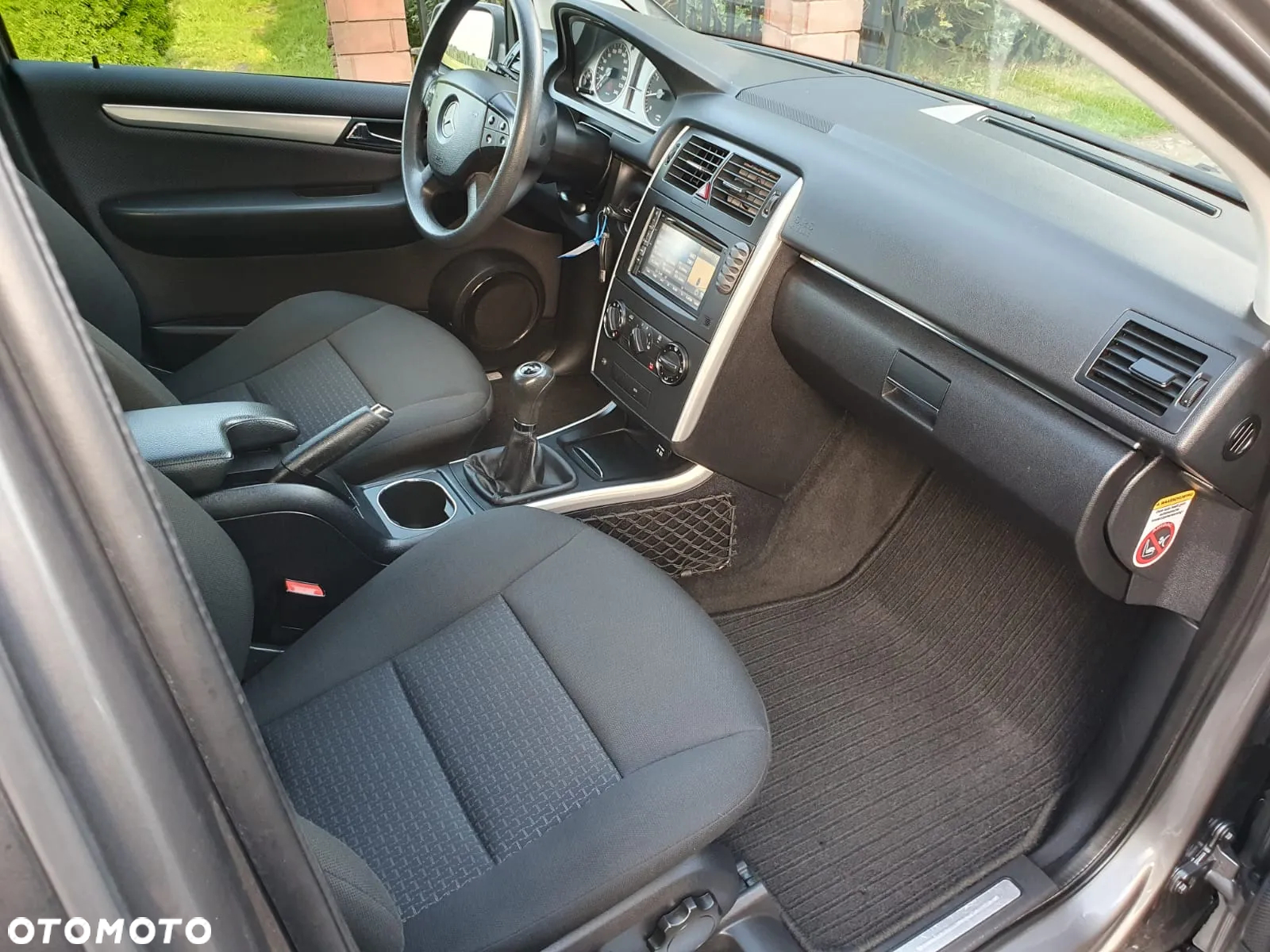 Mercedes-Benz Klasa B 150 BlueEffICIENCY - 34