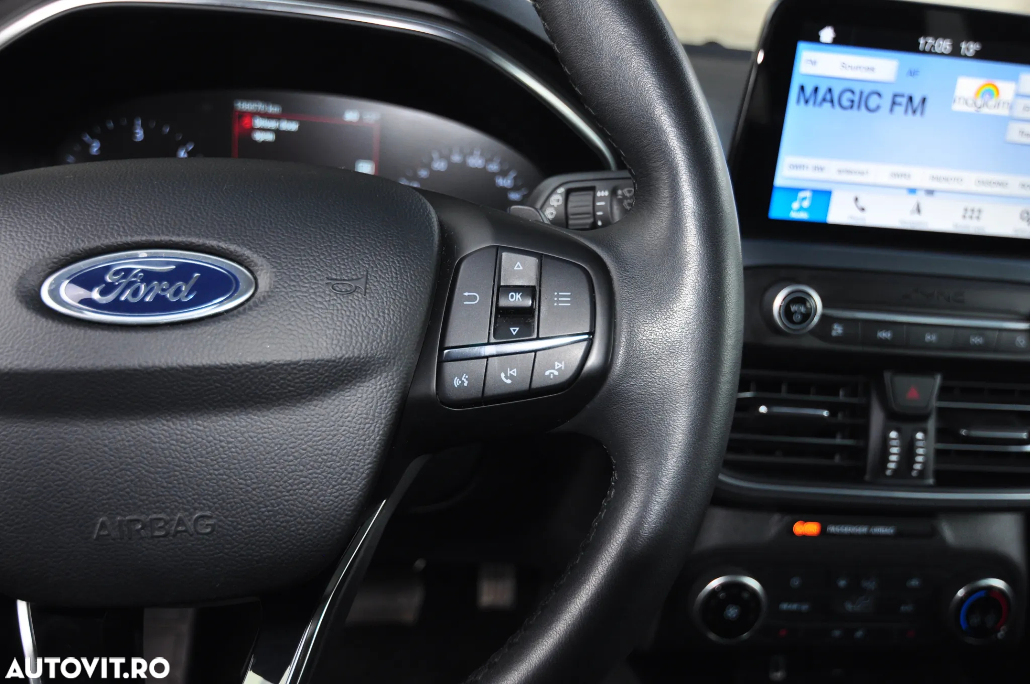 Ford Focus 2.0 EcoBlue Active Business - 21